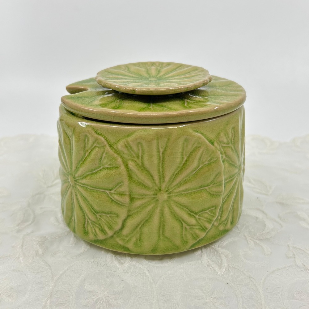 Anthropologie Green Lilypad Sugar Pot Ceramic Lotus Leaf Canister Discontinued
